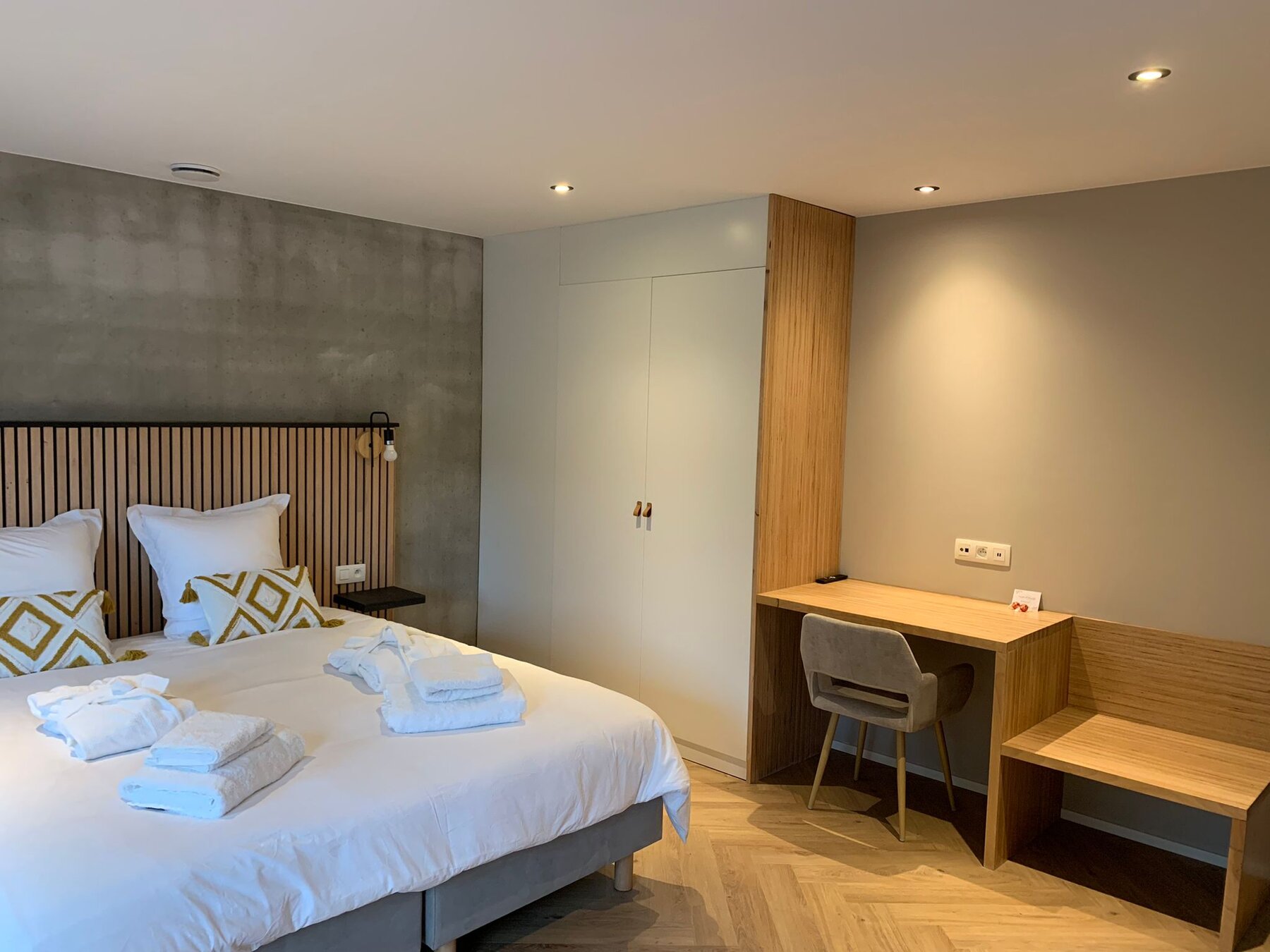 Chambre 1 avec lit queen size